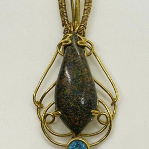 Koroit Boulder Drop Pendant